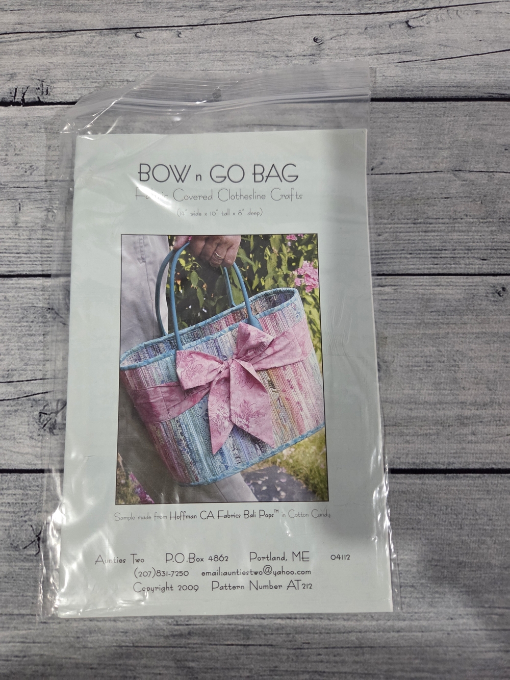 Aunties Two Patterns Bow n Go Bag Sewing Pattern